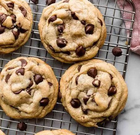 Chocolate Chip Cookie